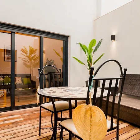 Charming New - Bd 1 Bth - Triana Апартаменты *