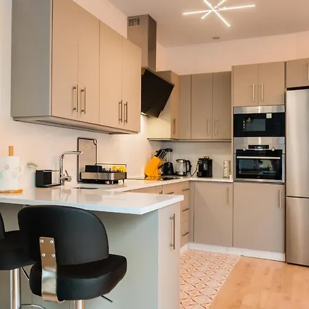 Charming New - Bd 1 Bth - Triana Apartment Sevilla